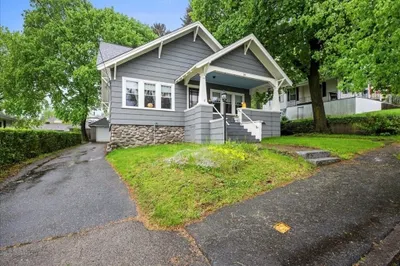 39 Kosta Street