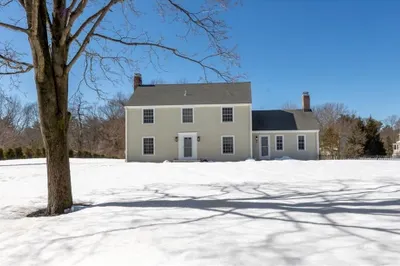 11 Berkley Cir