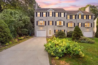 25 Hamlet Street #25 1