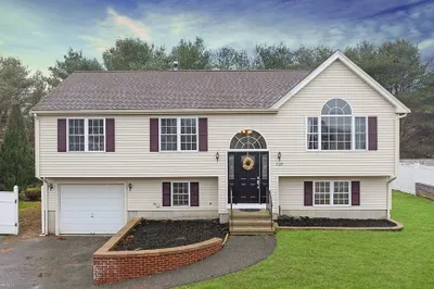 1127 Rhonda Dr 1
