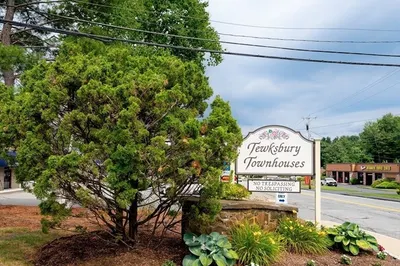 57 Decarolis Dr #57