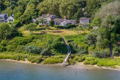 58 Oyster Bluff