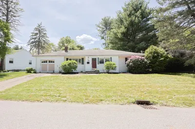 85 Woodland Dr 1