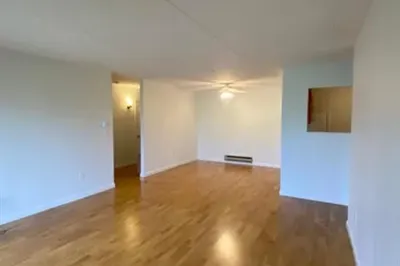 100 Lexington Street #B6