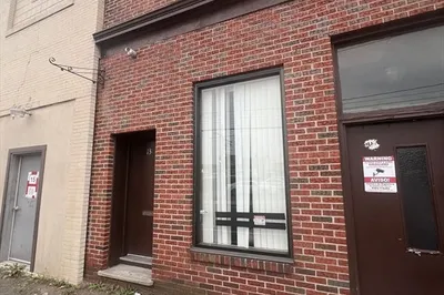 13 1/2 Perkins Ave 1