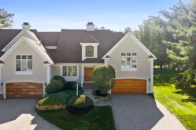 9 Bobby Jones Dr #9 1