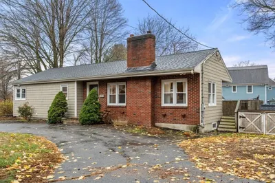 16 Beaver Avenue 1
