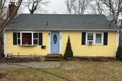 190 Hamden Cir