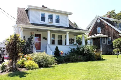 26 Highland Ave