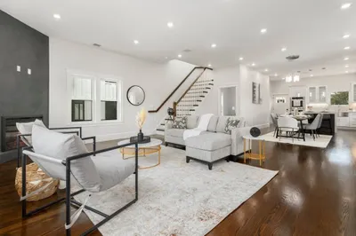 18 Woodbine St #2