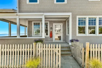 351 Beach Ave 1