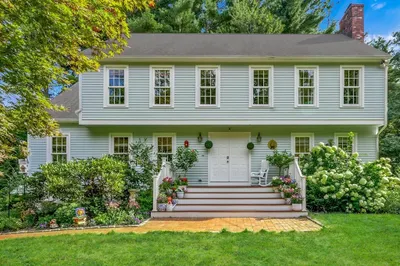 44 Gilmore Rd 1