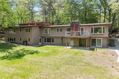 77 Temple Rd