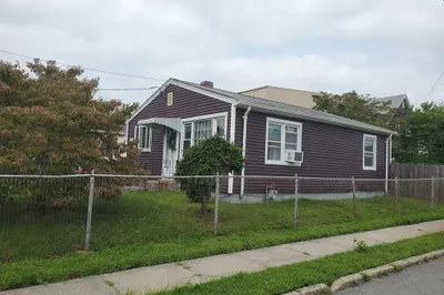 53 Sylvia St