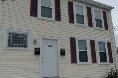 188 E. CentrAl Street #A
