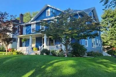 72 Stratford Ave 1
