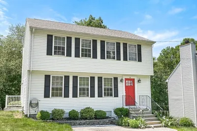38 Idora Ave 1