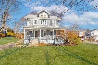 45 West St