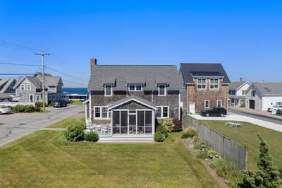 64 Ashburton Ave 1
