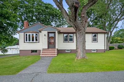 15 Edythe Ln 1
