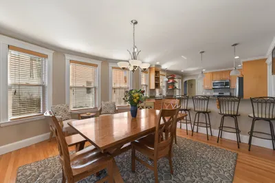 28 Fletcher St #1