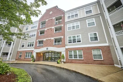 318 Rindge Ave #315 1