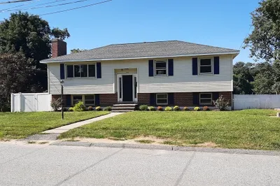 124 River Rd