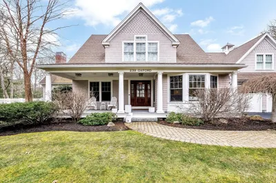239 Oxford Dr 1