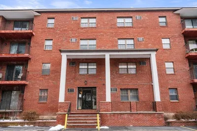 16 Winter St #41C 1