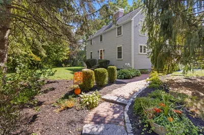 34 Kenney Rd 1