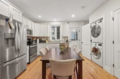 22 Henderson St #1 1