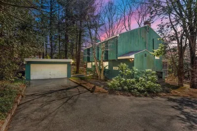 542 Concord Avenue