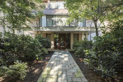 228 Allandale Rd #1C 1