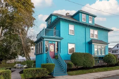 54 Sturges Rd