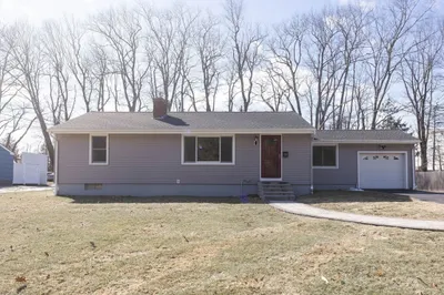 33 Mount View Dr