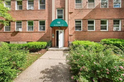 98 Morton St #57 1