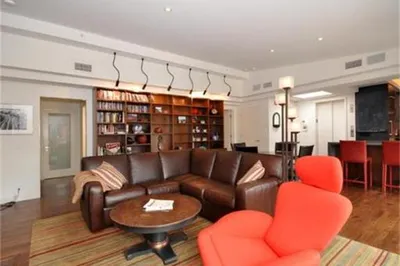 157 Newbury Street #5 1