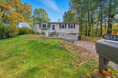 382 N Brook Rd 1