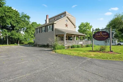 166 Millbury Ave 1