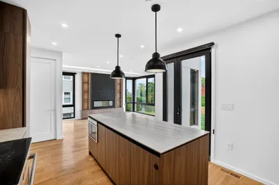 11 Algonquin Road #1 1