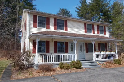 262 College Highway 1