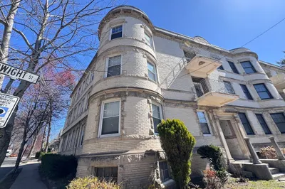 45 Dwight St 1