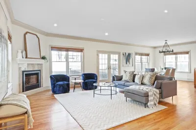 28 Billings St 1