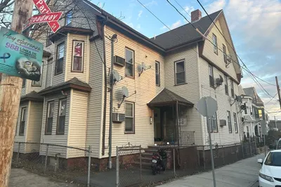 751 Broadway 1