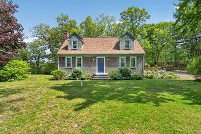 55 Lake Rd 1
