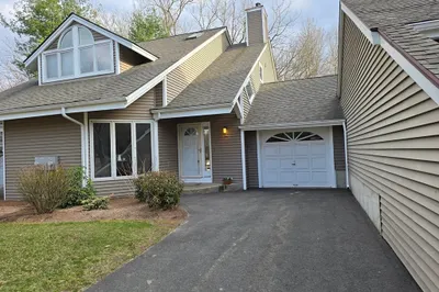 12 Southview Dr #12 1