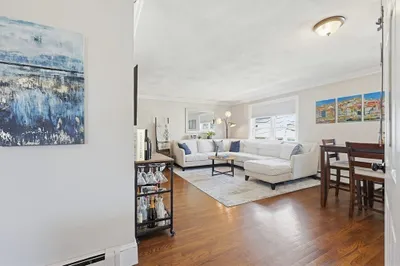 48 Calumet St #2 1