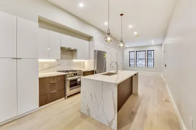 14 N Bennet St #2 1