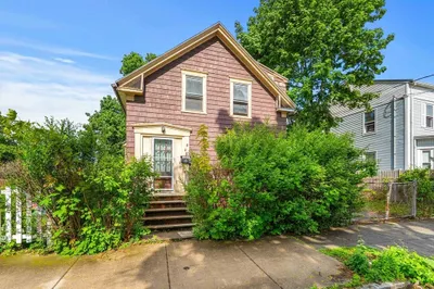 10 Pinkham Street