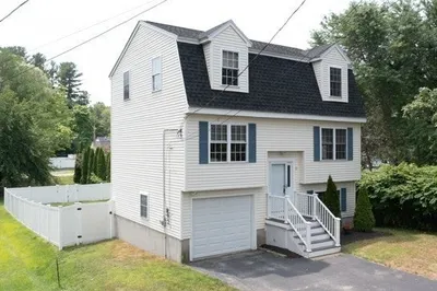72 Riverdale St